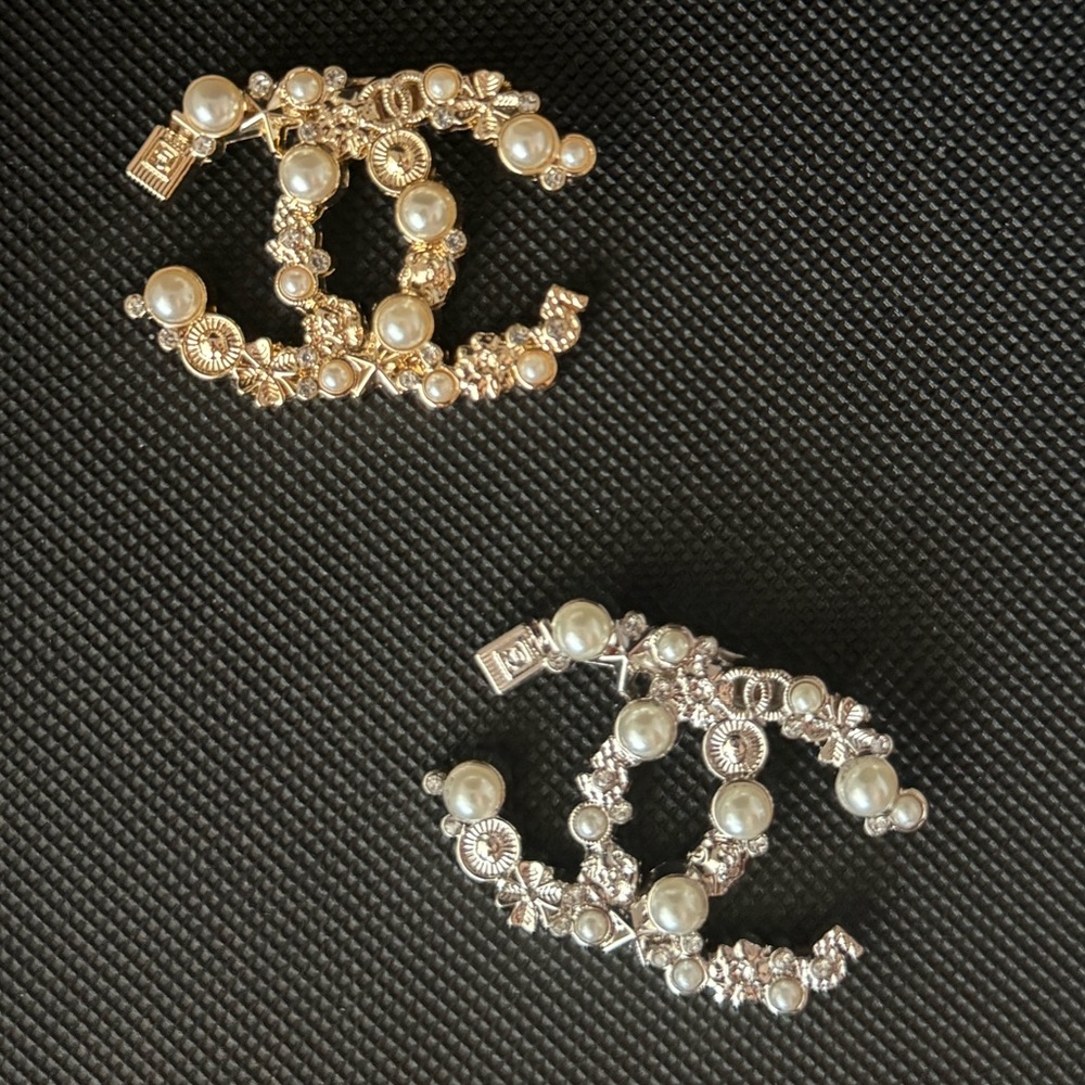 Beautiful Brooch NWOT 💎 - Picture 8 of 9